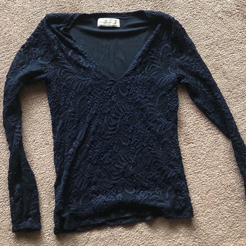 Lace Abercrombie and Fitch top